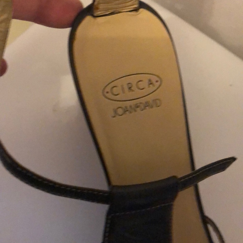 Circa J&D sandals - Picture 8 of 8